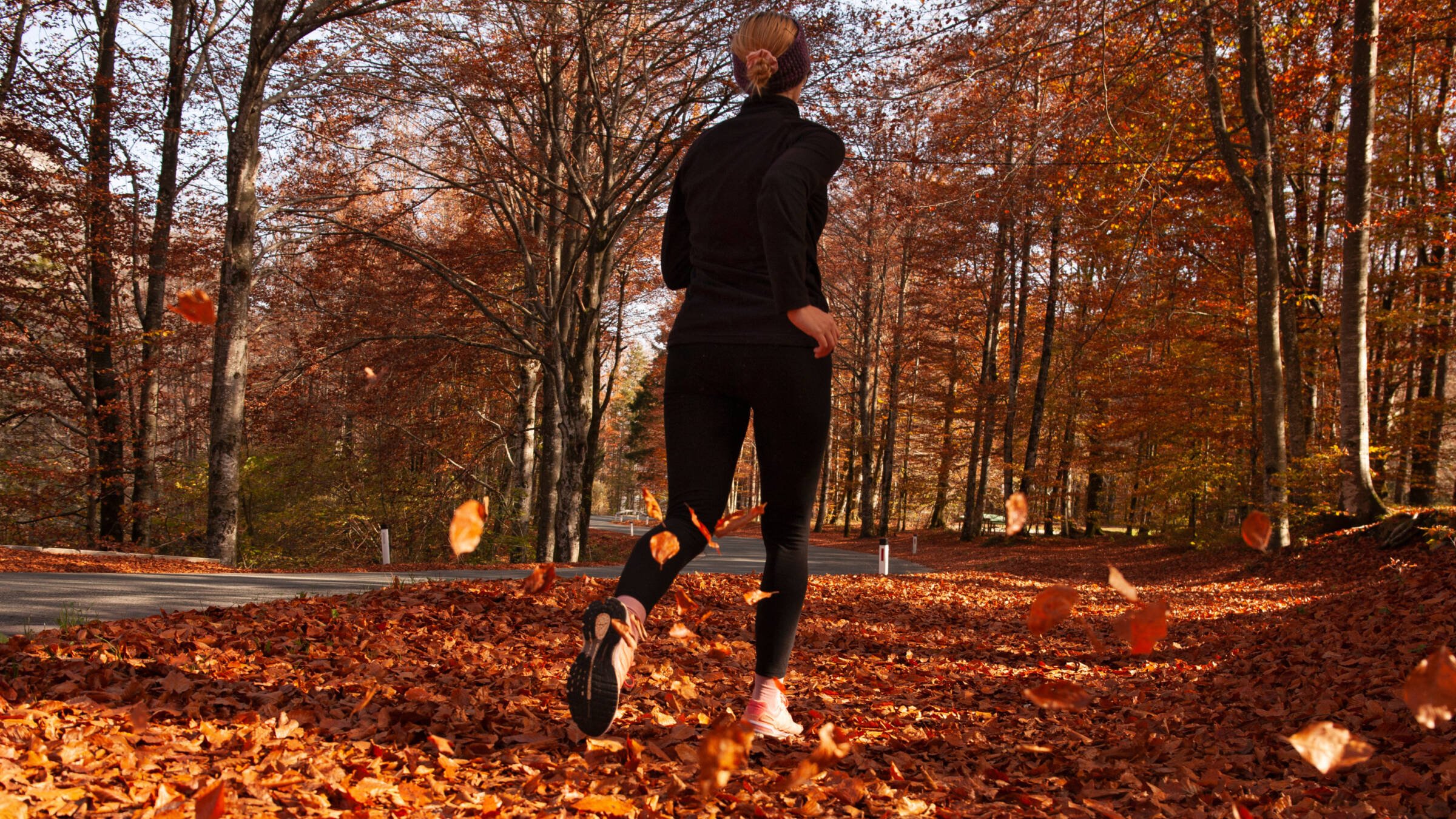 How Should I Dress for Running in Fall? - The Mother Runners