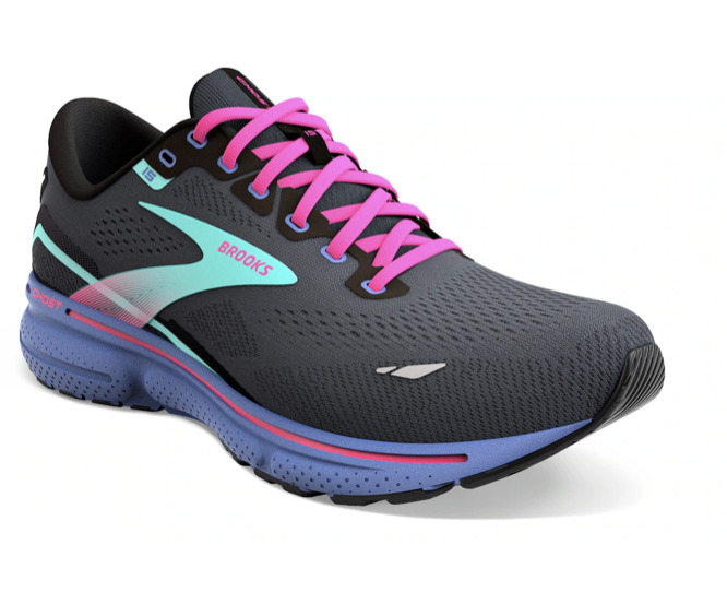 7 Best Running Shoes for Achilles Tendonitis - The Mother Runners